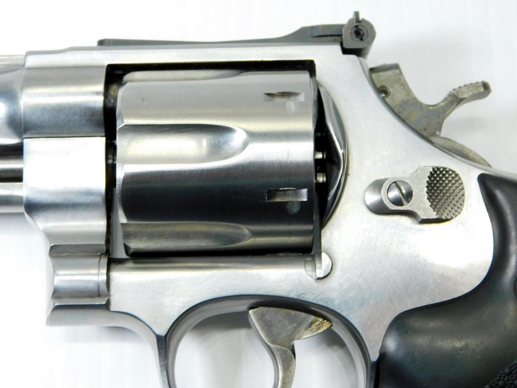 Smith & Wesson Model 625-6 Mountain Gun .45 Colt Caliber Revolver, Stainless