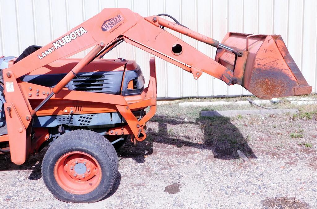 2003 Kubota L4310D Tractor w/ Bucket