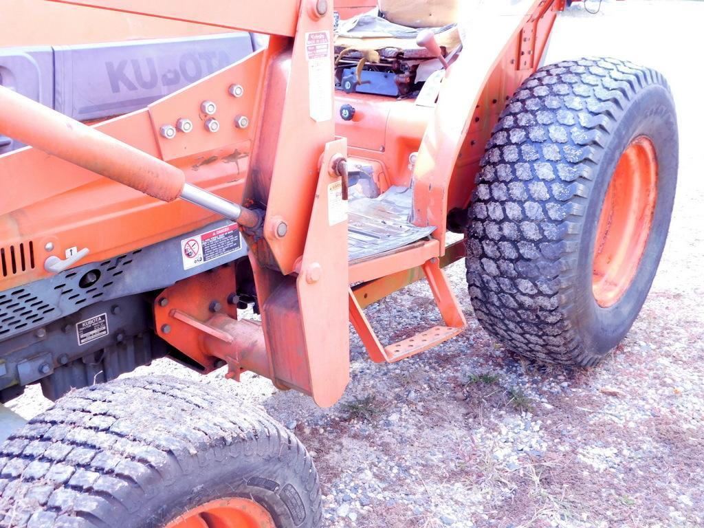 2003 Kubota L4310D Tractor w/ Bucket