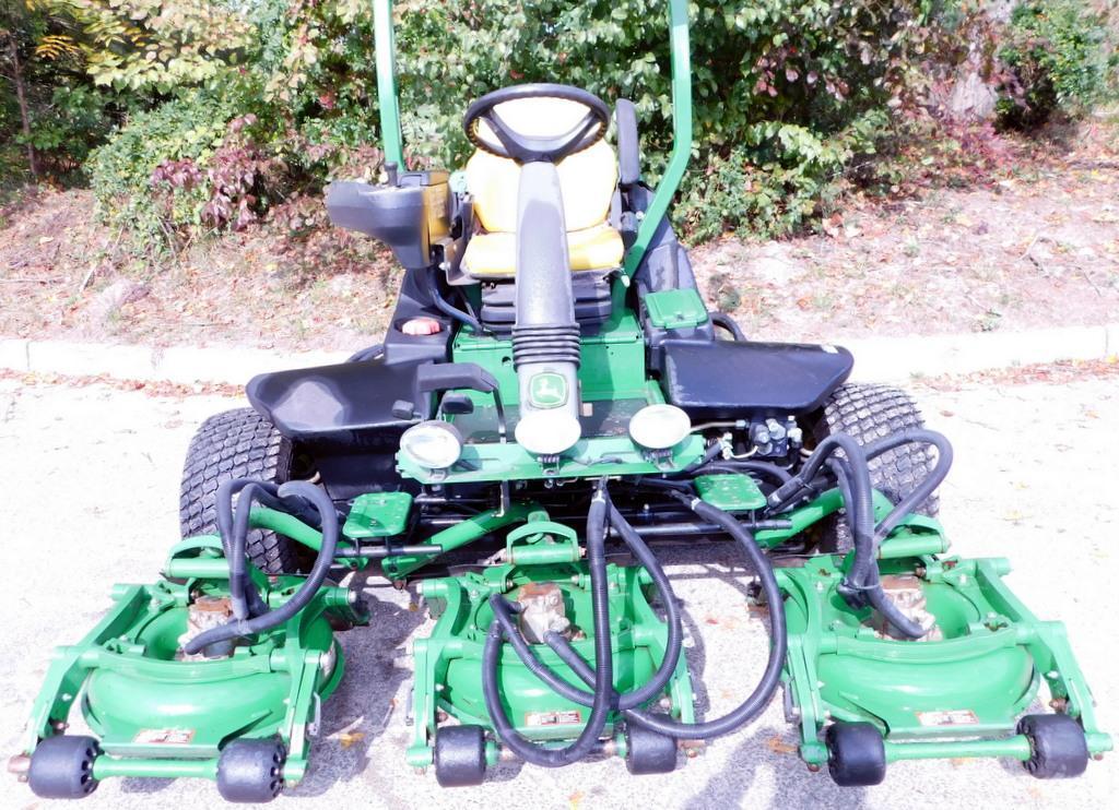 John Deere 8800 TerrainCut Rough Mower, 2110 Hours