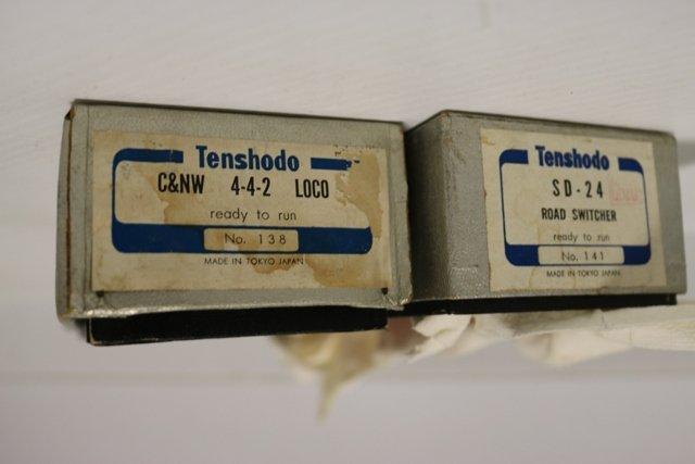 Tenshoda SD24 road switcher #141 Burlington 441 & C&NW 4-4-2 locomotive #12