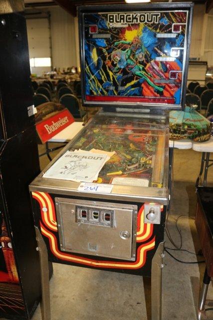 Williams Blackout 1980 Pinball Game - does come on - lights work - has issu