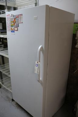 Crosley WCR17/F upright freezer - 2002