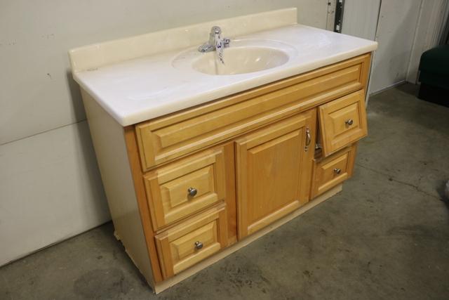 48" Bathroom vanity