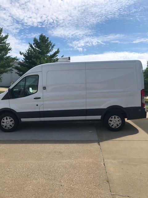 2016 Ford Transit 350 refrigerated cargo van w/ Thermo King V-300 Max roof