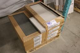 Pallet to go - Greenworks charcoal & cream tile