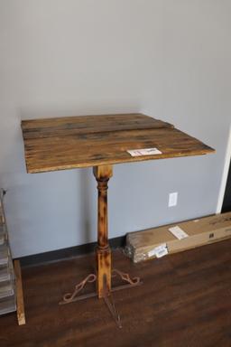 30" x 30" stand up bar table