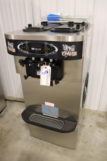 2019 Taylor Crown C723-27 - M9011771 - twist soft serve machine - 1 phase -