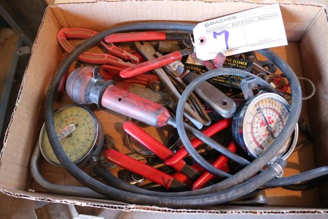 Box flat to go - Spark plug wire pullers, vacuum gauge, & more