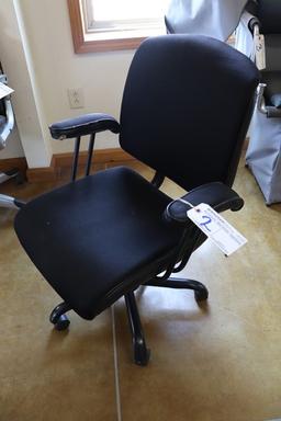 Black office chair