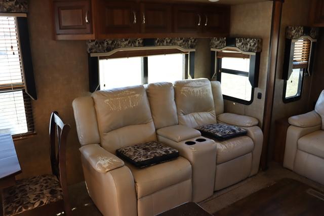 Selling for secured creditors. 2017 KZ RV Durango Gold G366FBT fifth wheel