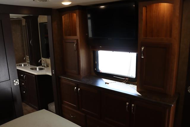 Selling for secured creditors. 2017 KZ RV Durango Gold G366FBT fifth wheel