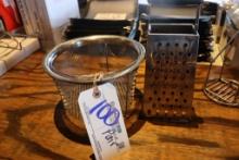 Pair to go - Strainer & cheese grader