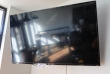 TCL 55" TV with wall mount bracket & Roku remote