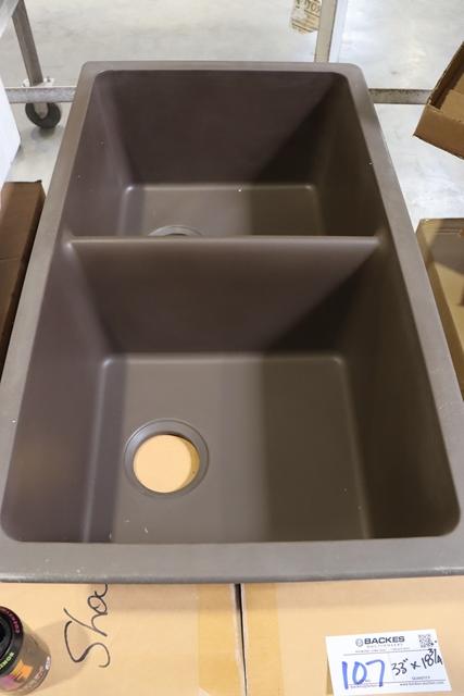 New Elkay ELG3322MCO quartz 18.75" x 33" brown sink