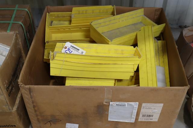 All to go - Yellow plastic organizer bins