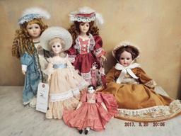 Group of 5 dolls