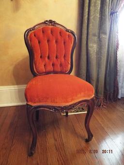 Victorian walnut parlor chair