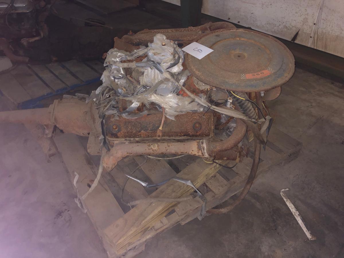 Engine and transmission on pallet