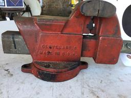 Columbian Vise made in Cleveland, stamped D44M2, 4"