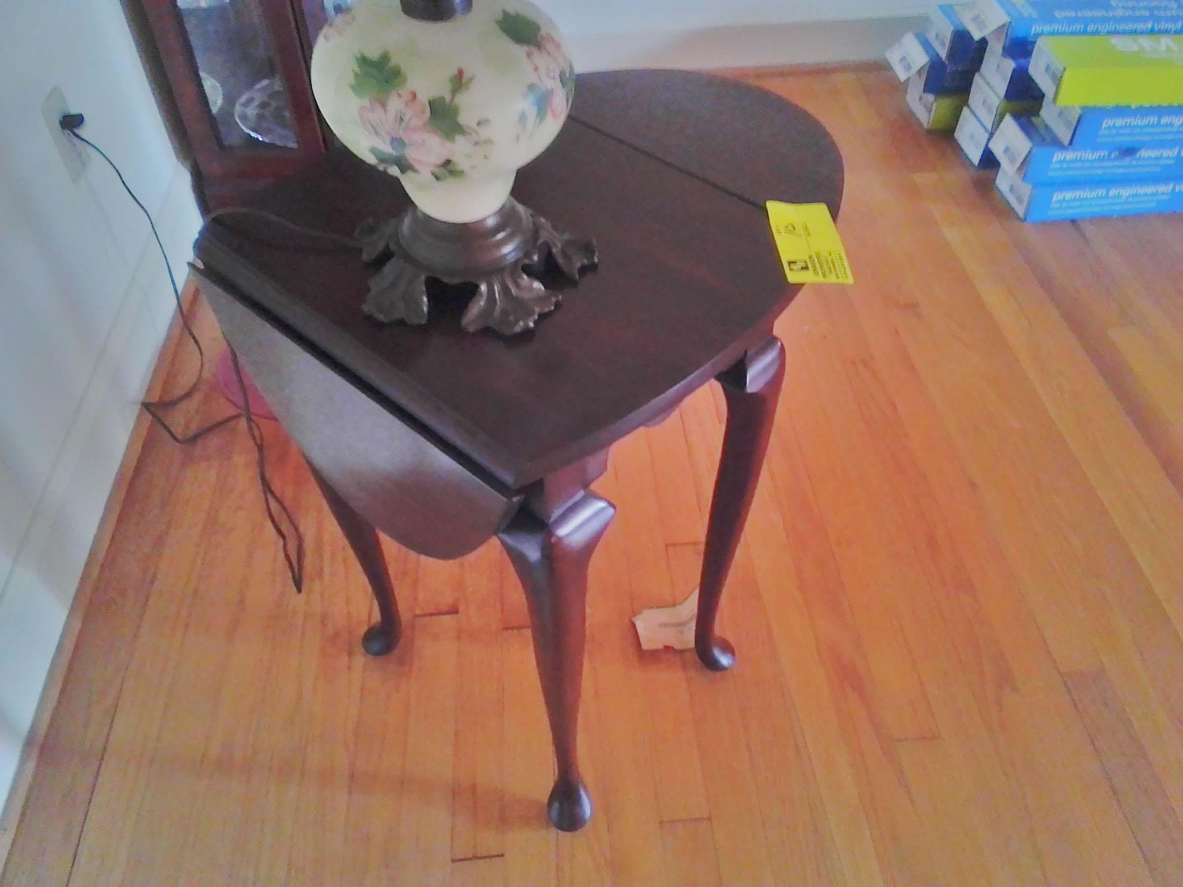 Small End Table with Drop Leaves; Opened 27" long x 16" wide x 25" tall; Excellent Condition