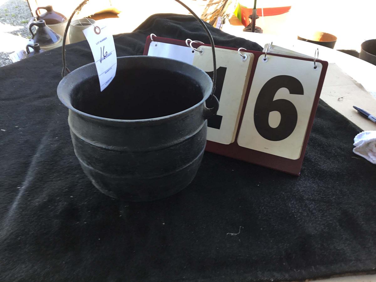 Cast Iron Pot, Stamped 8z8, 3 Legs w/ Handle, Approx. 11" Round x 9" Tall