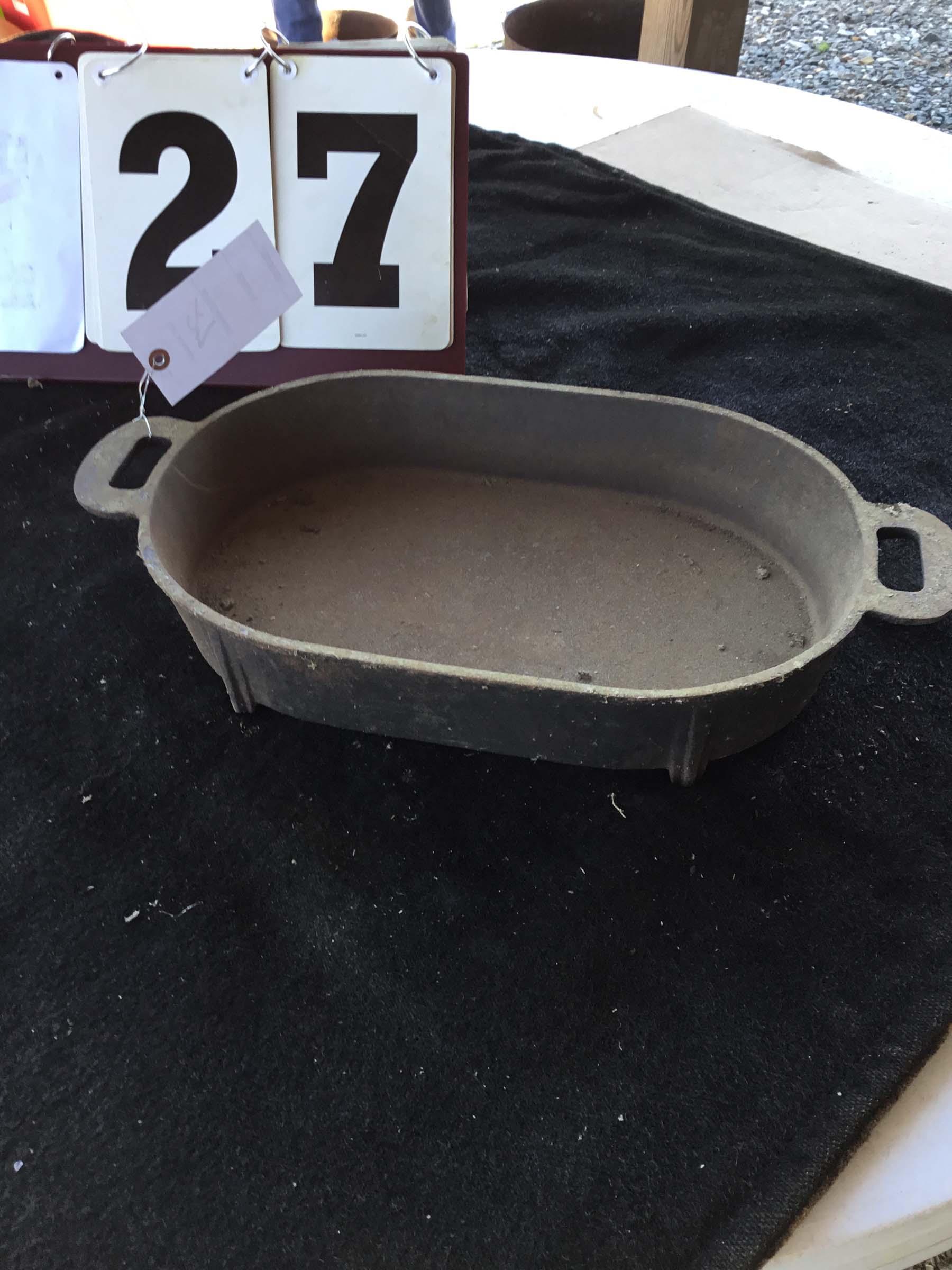 Cast Iron Skillet, 4 Legs, w/ Handles, Approx. 11 1/2" Diameter