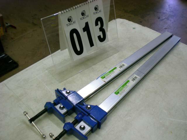 Pair of Pittsburgh 24" aluminum bar clamps 60541