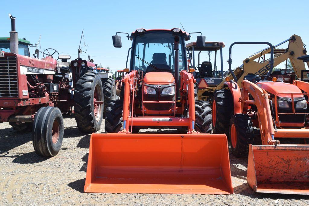 KUBOTA M7060 C/A 4WD W/ LDR BUCKETQ