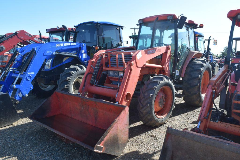 KUBOTA M8200 C/A 4WD W/ LDR BUCKET