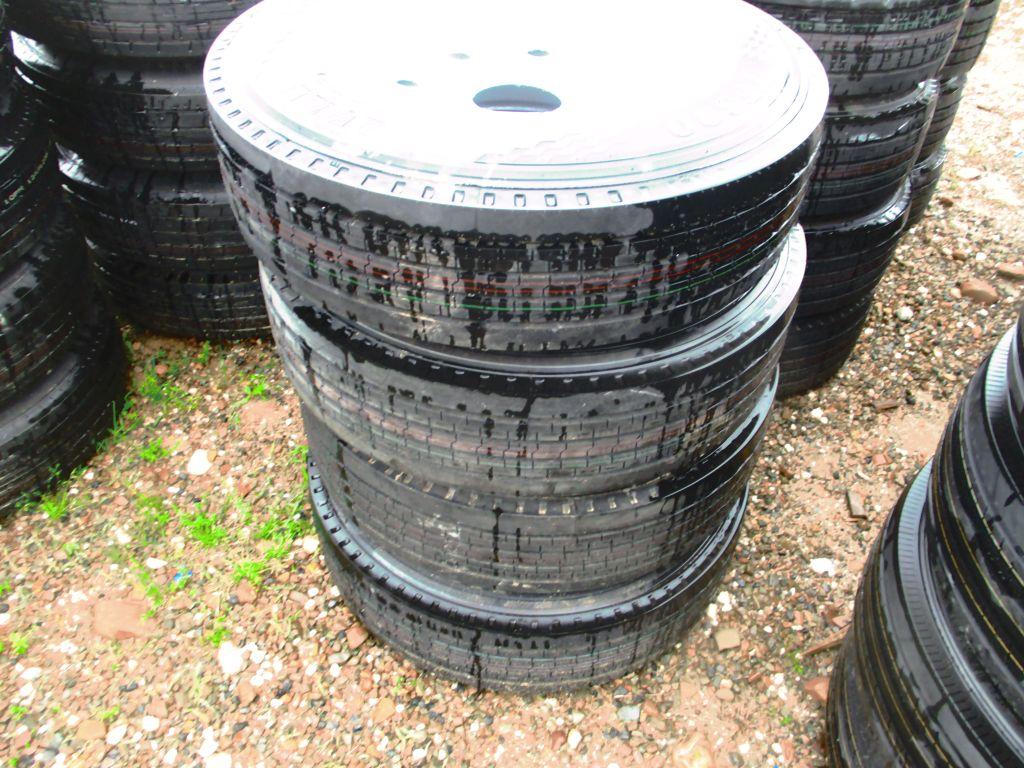 215/75R17.5 T&W 4CT