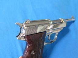 Walther P38 9mm Semi auto pistol, WW2 German - Matching Numbers, tag#8287