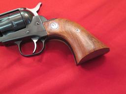 Ruger New Model Single Six Revolver Model# 00646, .22 and .22 Mag combo, li