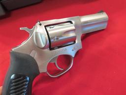 Ruger SP 101 .327 Federal Mag double action revolver, model 05759 satin sta