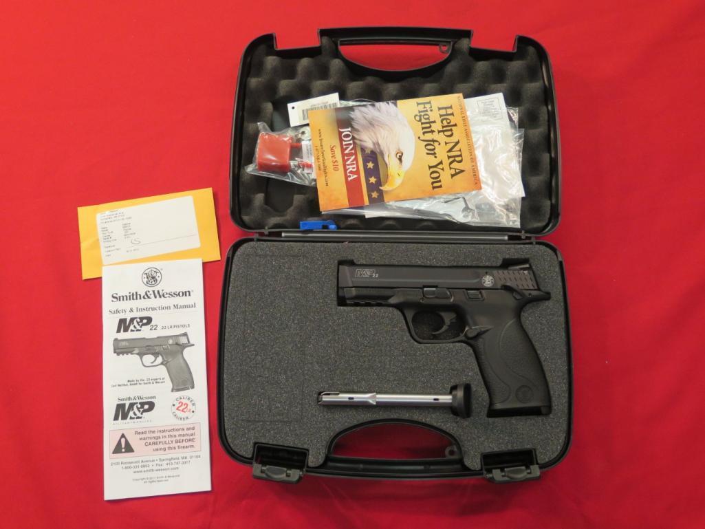 Smith & Wesson M&P 22 .22LR semi auto pistol, 4.1" barrel, like new in box