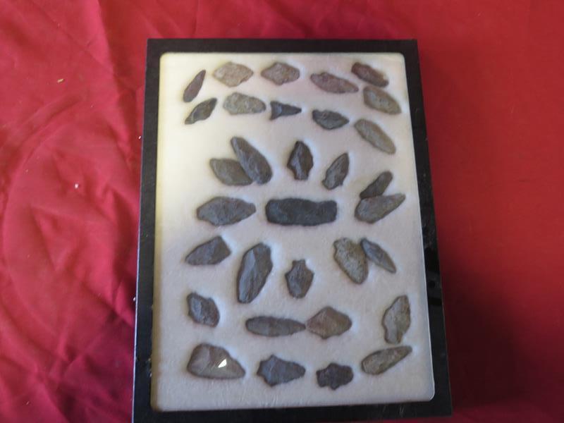 32 arrowheads, tag#6351