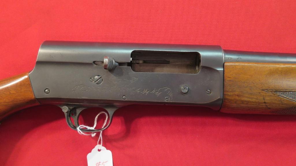 Remington 16ga semi auto with choke and full case, tag#1148