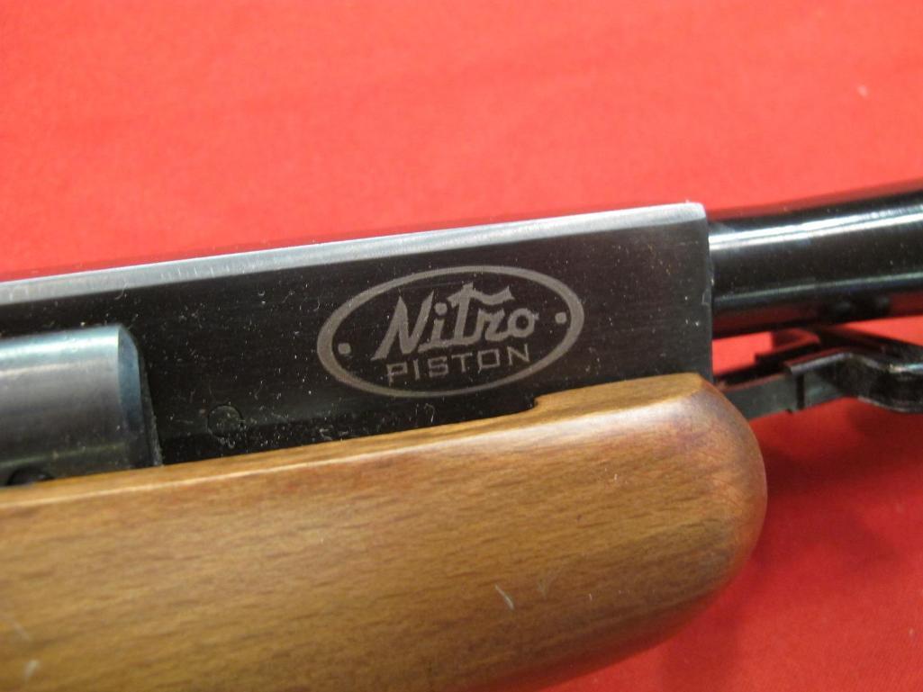 Benjamin Trail NPXL mod BT1122WNP .22cal air rifle w/Centerpoint 3-9x40ao s