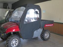 2007 Polaris Ranger 700 w/full cab, 3400 miles, runs great (transfer & lice