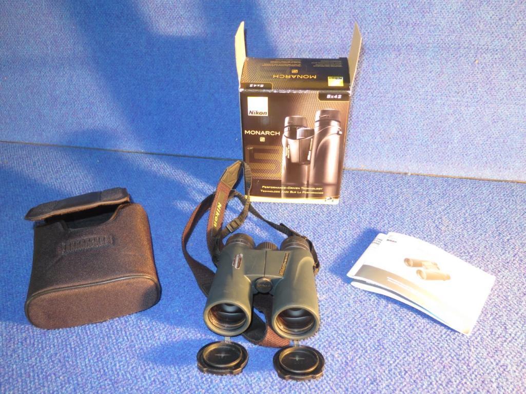 Nikon Monarch No. 5 8x42 binoculars, tag#3920