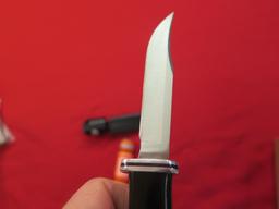 Buck knife model 102 woodsman, like new, tag#4018