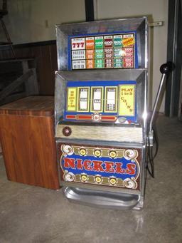 Slot Machine, 3 reel mechanical with pull handle, circa 1960s, - WORKS GOOD