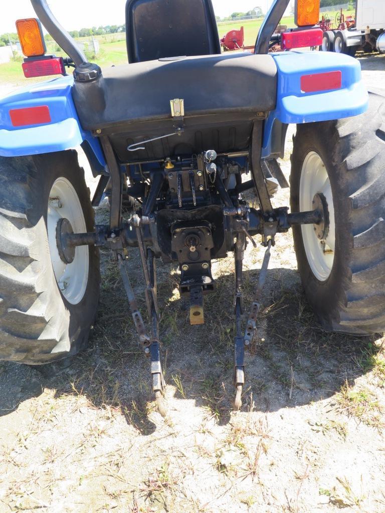 2002 New Holland TC-45 Diesel Tractor 4wd, Hydrostatic Drive, 3pt, PTO, rea