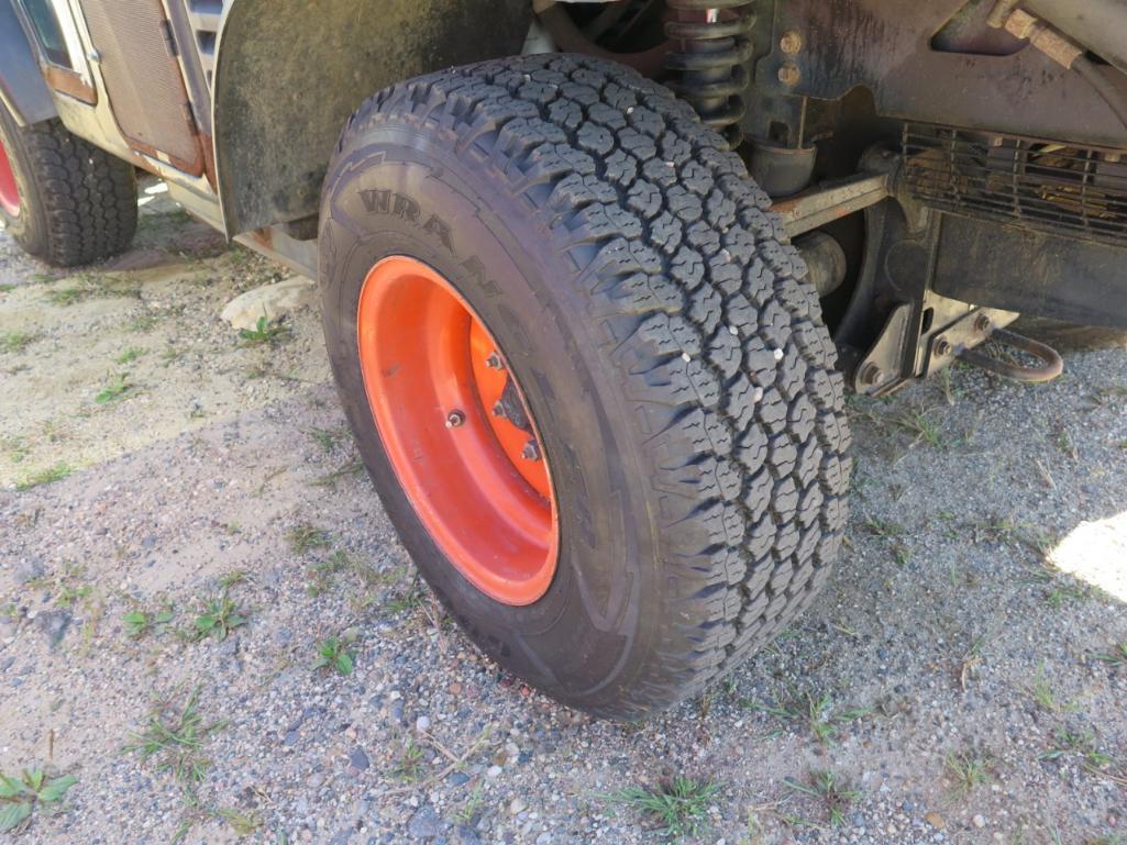 2009 Bobcat 5600 diesel Toolcat, New Tires, heat, A/C, High Flow, Power bob