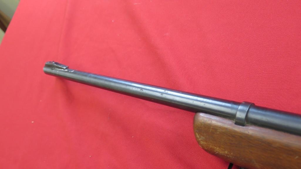 Mossberg Model 44US .22LR Bolt Action Peep Sight Clip Feed (1 "“ 7 shot mag