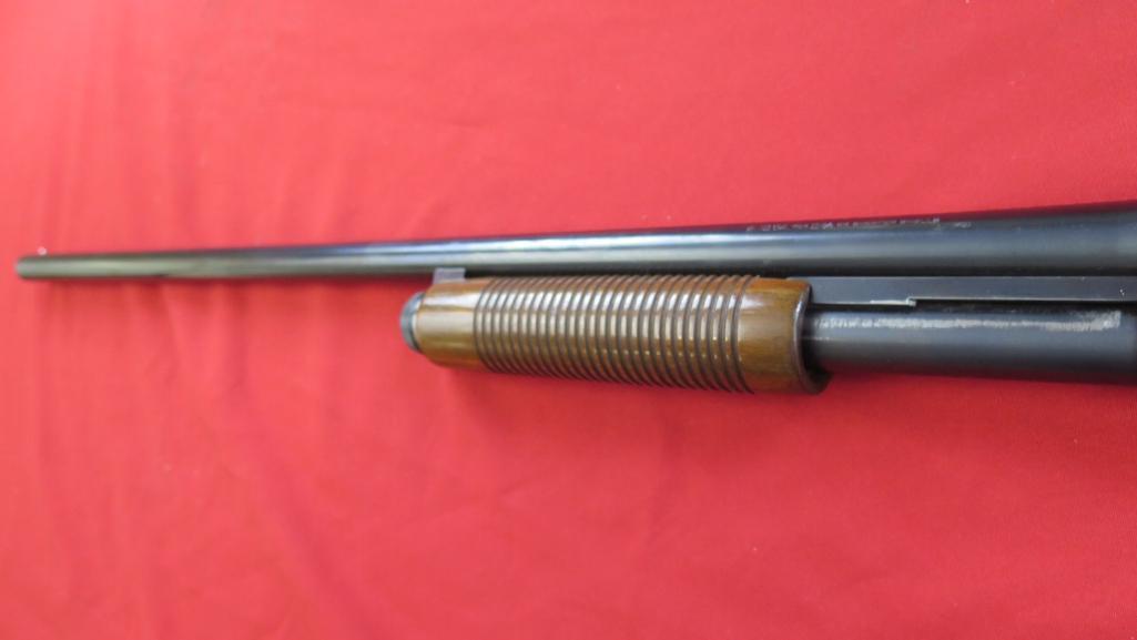 Remington Model 870 12ga Pump action 2 3/4" 28" Plain barrel (Modified) , t