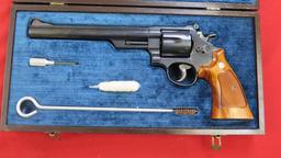 Smith & Wesson 29-3 .44Mag revolver, 8" barrel, display case, tag#1383