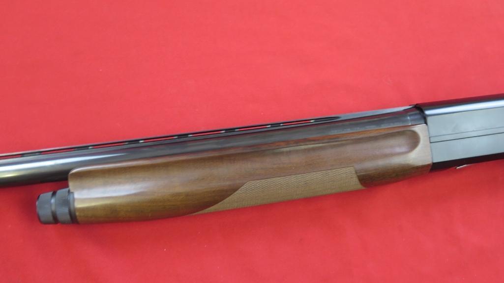 Benelli Montefeltro Super 90 12ga semi auto, 3", manual & chokes, 26" VR ba