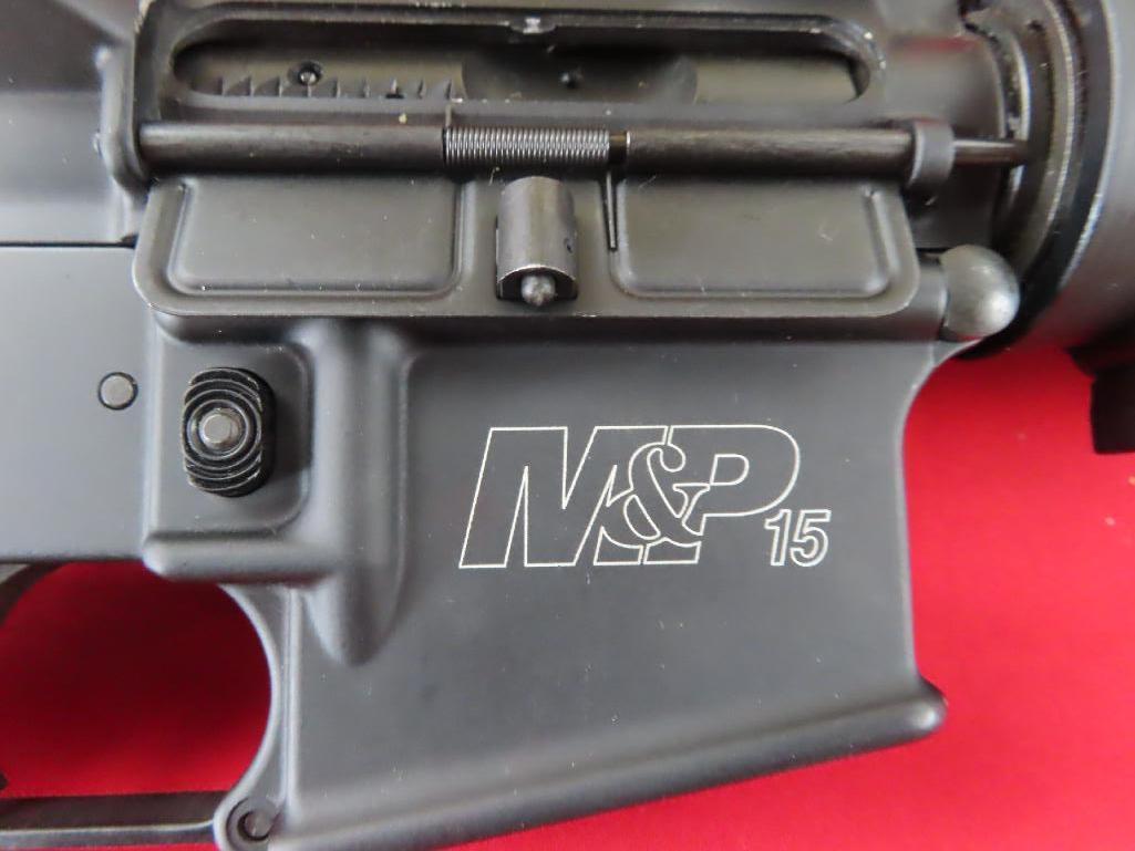 S&W M&P 15 5.56Nato semi auto rifle, 1/9 twist barrel, carry handle scope a
