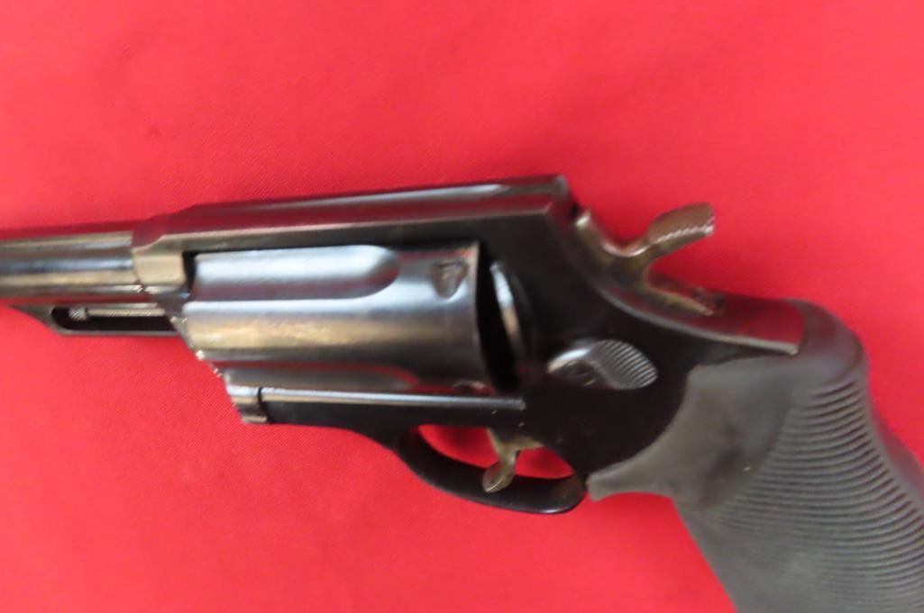 Taurus Judge .45LC/.410 revolver with leather holster & ammo belt , tag #30